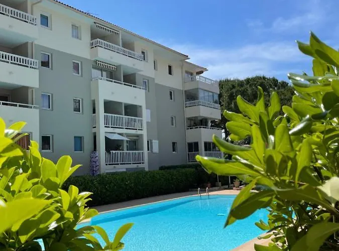 Appartement Avec Piscine Privee