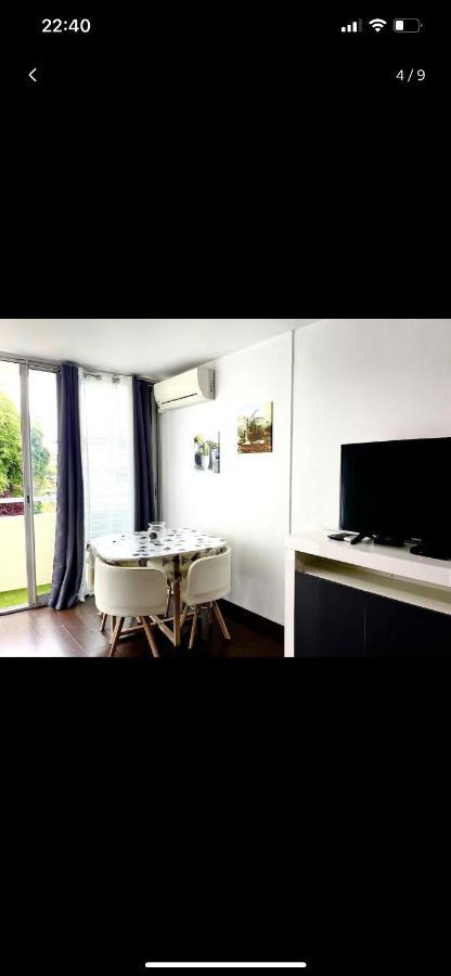 Avec Piscine Privee Apartment *